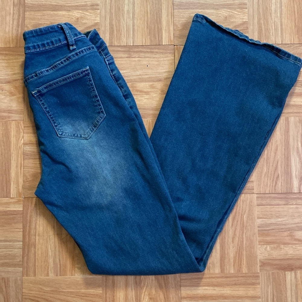 bootcut high rise jeans with beaded detailing - Picture 2 of 4
